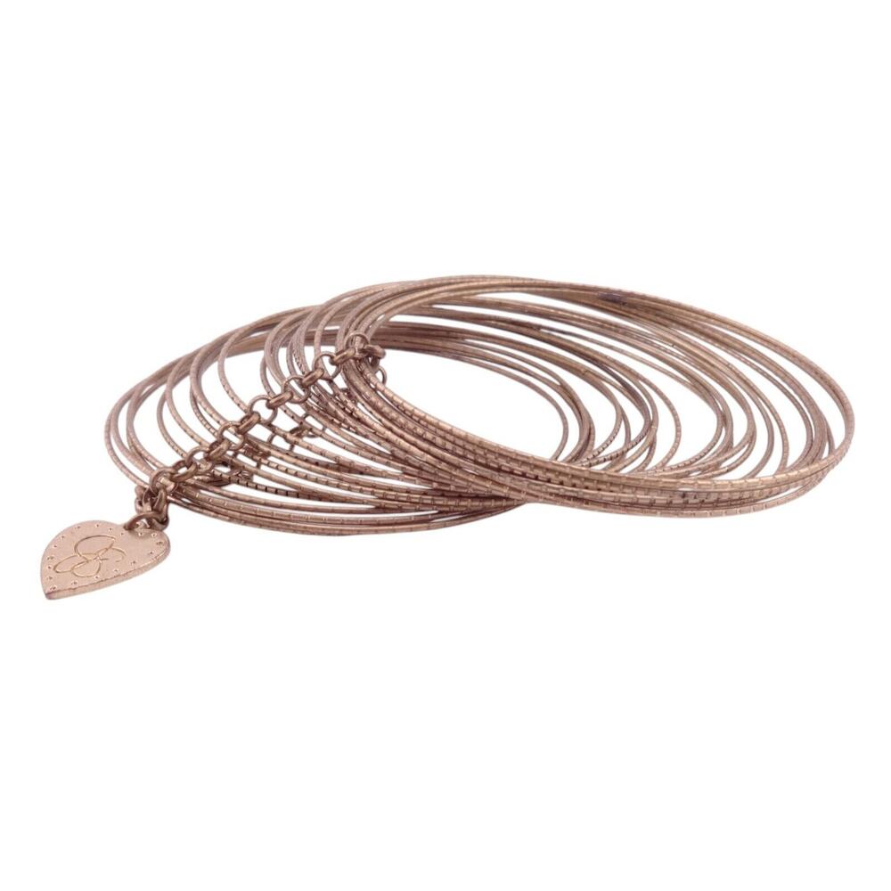 Jessica Simpson Textured Goldtone Bangle Bracelet Set with Heart Logo Charm NWOT